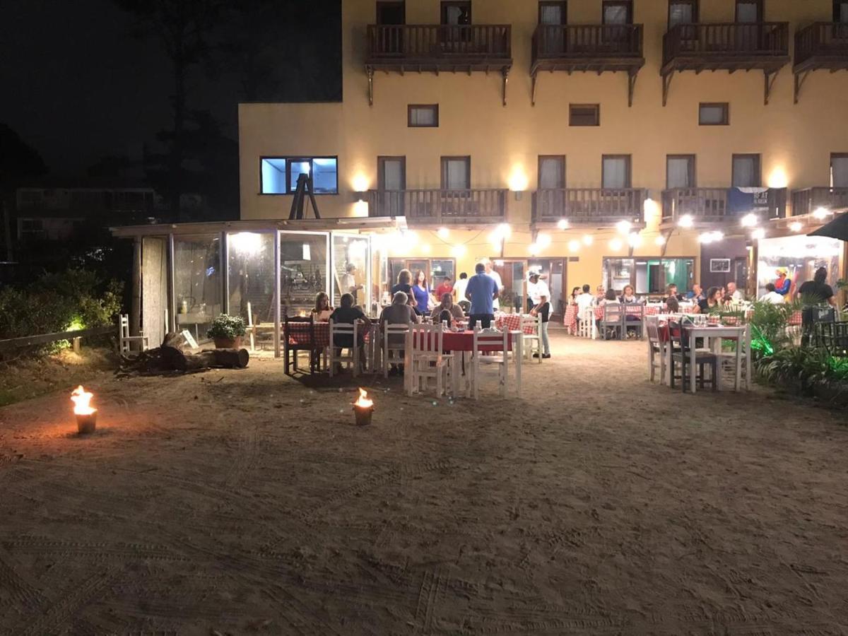 La Tavola Hotel 皮纳马尔 外观 照片