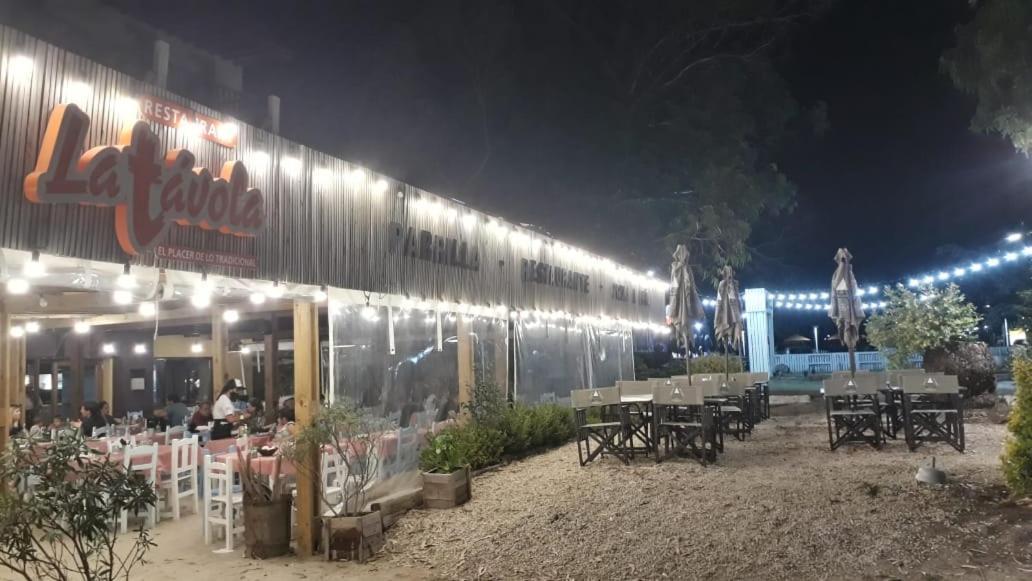La Tavola Hotel 皮纳马尔 外观 照片